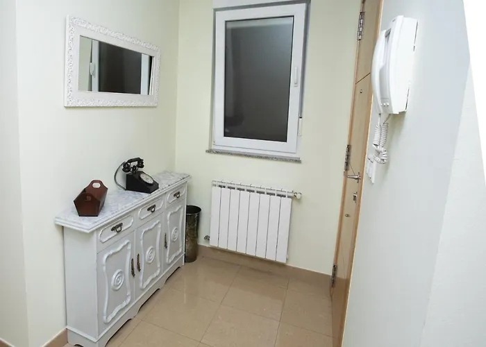 Vivavi Piso * Sarria